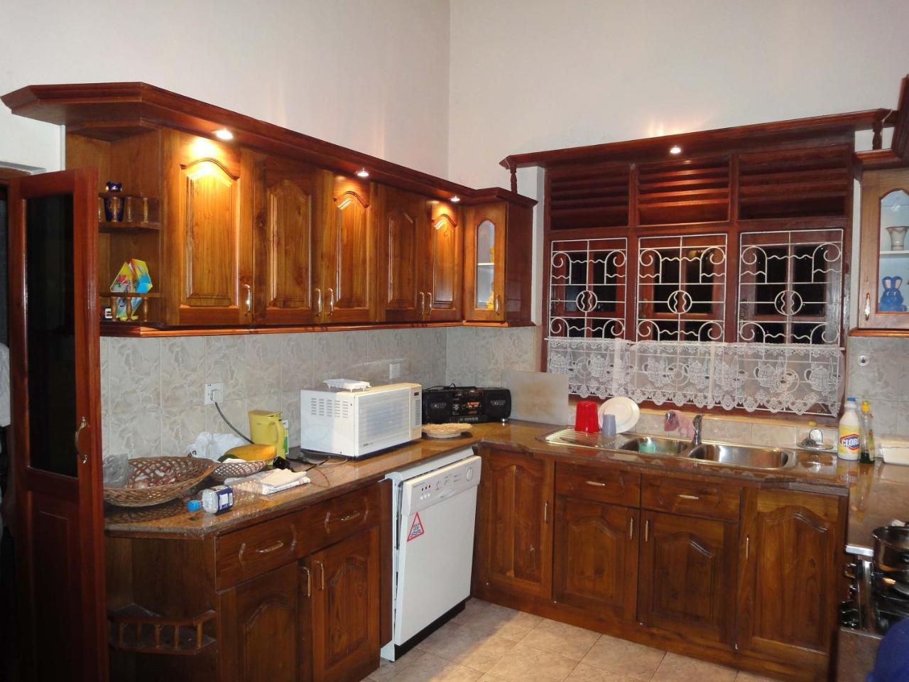 נגומבו Lidwins Inn 15 Minutes To The Airport מראה חיצוני תמונה